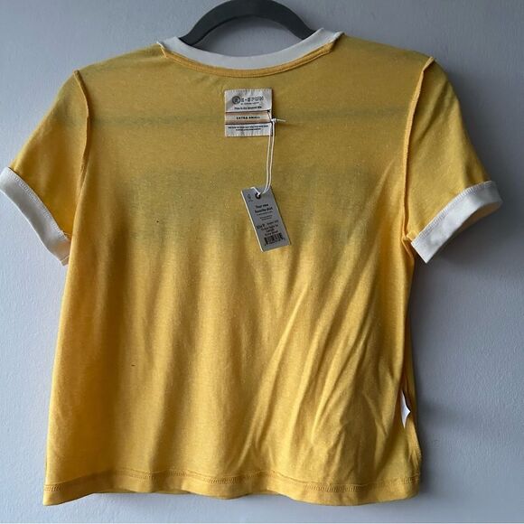 Marine Layer Re-Spun sport Tee Daffodils crop yellow - Picture 6 of 9